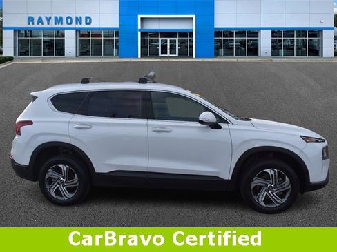Used 2023 Hyundai Santa Fe SEL image 2