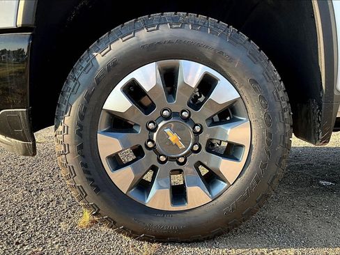 New 2025 Chevrolet Silverado 2500 Custom w/ Custom Convenience Package image 12