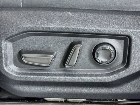 Used 2024 Toyota Tundra Capstone AWD/4WD image 15