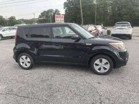 Used 2016 Kia Soul FWD image 7
