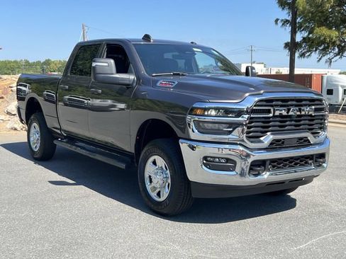 New 2026 RAM 2500 Tradesman AWD/4WD image 14