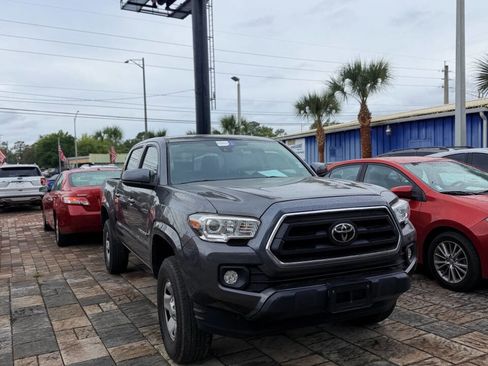 Used 2021 Toyota Tacoma SR5 RWD image 5