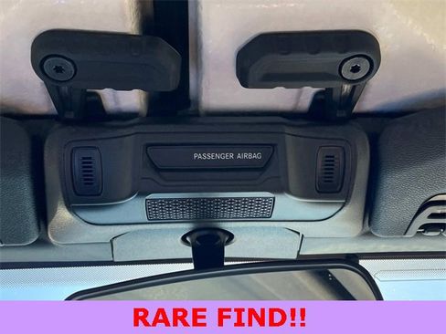 Used 2024 Jeep Gladiator Sport image 21