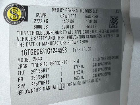 Used 2016 GMC Canyon SLE w/ All Terrain Package AWD/4WD image 30