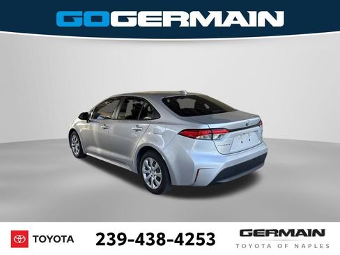 Used 2023 Toyota Corolla LE FWD image 4