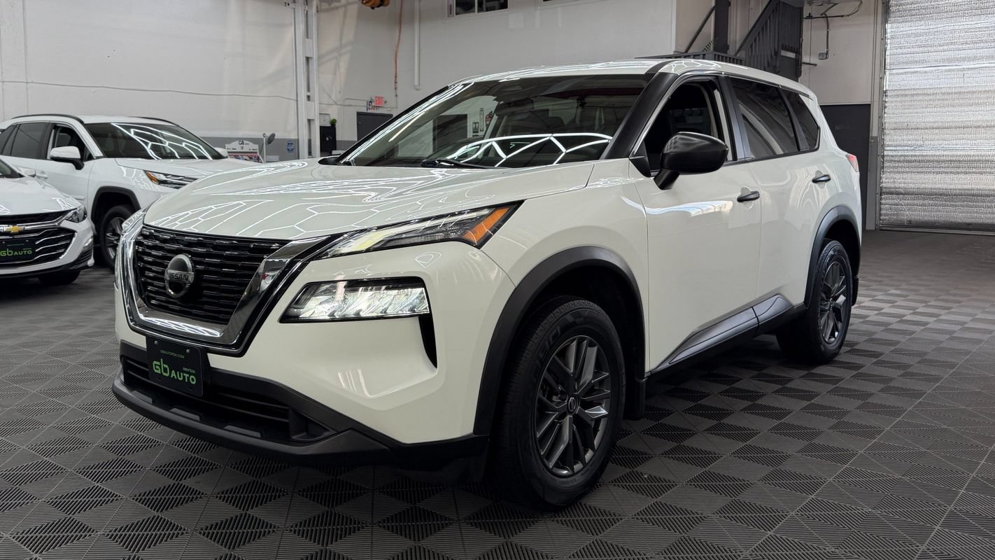 Used 2021 Nissan Rogue S FWD image 1
