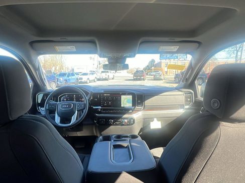 New 2026 GMC Sierra 1500 Elevation image 23