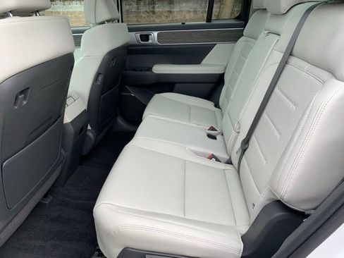 New 2026 Hyundai Santa Fe Limited AWD/4WD image 17