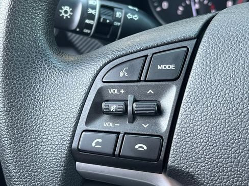 Used 2019 Hyundai Tucson Sport image 33