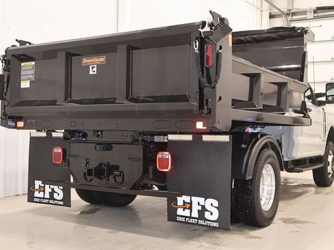 New 2025 Ford F350 XL w/ XL Chrome Package image 8