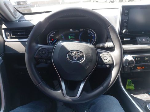 Certified 2020 Toyota RAV4 Limited AWD/4WD image 38