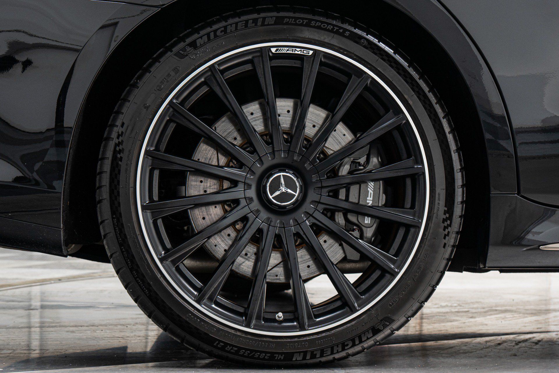 Used 2025 Mercedes-Benz S 63 AMG S image 45