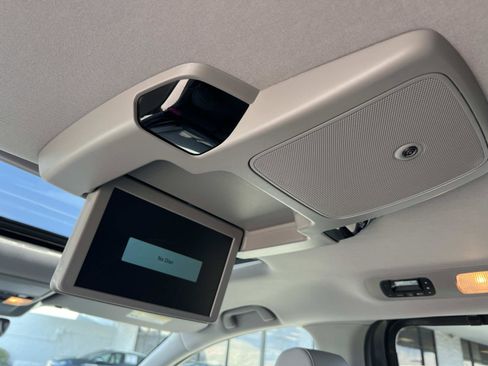 Certified 2019 Honda Odyssey Touring image 24