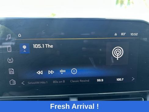Used 2024 Chevrolet Trax LT FWD image 25