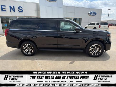 Used 2025 Ford Expedition Max Active AWD/4WD image 4