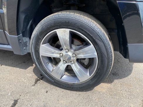 Used 2017 Jeep Patriot 4WD image 26