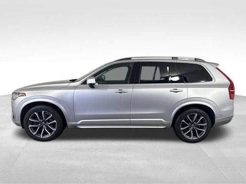 Used 2016 Volvo XC90 T6 Momentum w/ Momentum Plus Package AWD/4WD image 6