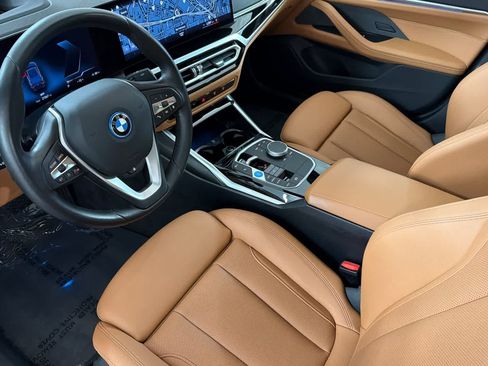 Used 2023 BMW i4 eDrive35 w/ Premium Package RWD image 11