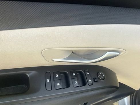 Used 2024 Hyundai Tucson SE FWD image 12