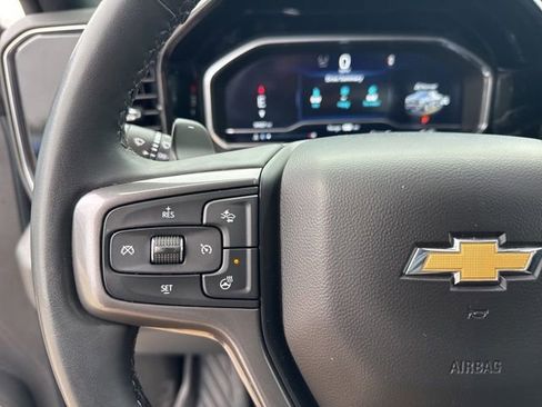 Used 2024 Chevrolet Silverado 1500 High Country w/ Z71 Off-Road Package AWD/4WD image 33