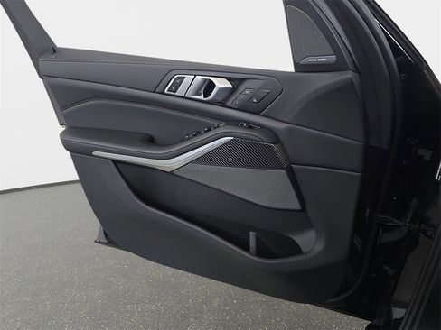 Used 2023 BMW X5 M50i w/ Executive Package image 29