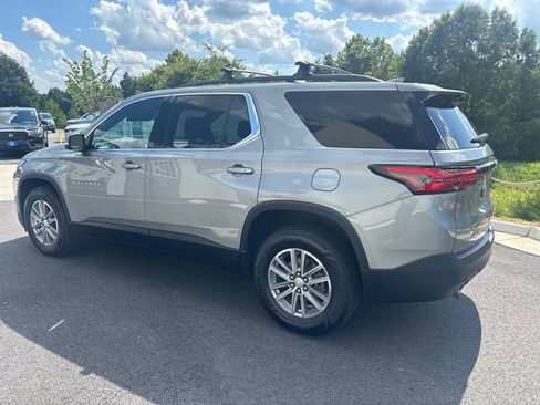 Used 2023 Chevrolet Traverse LT AWD/4WD image 5