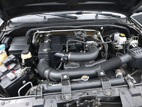 Used 2018 Nissan Frontier SV RWD image 18