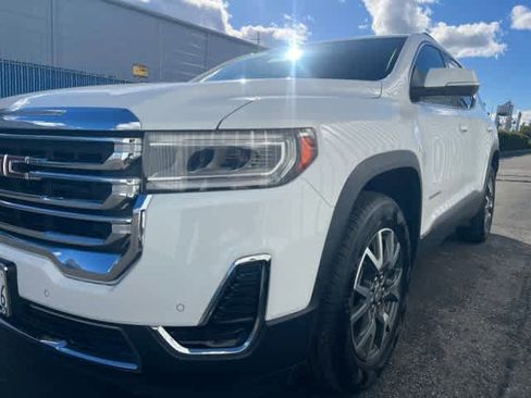 Used 2021 GMC Acadia SLE w/ Driver Convenience Package image 9