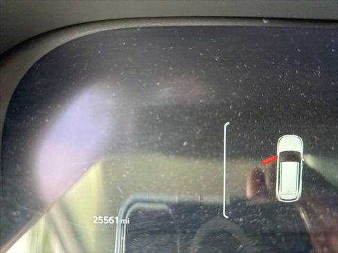 Used 2024 Toyota Highlander Platinum image 21