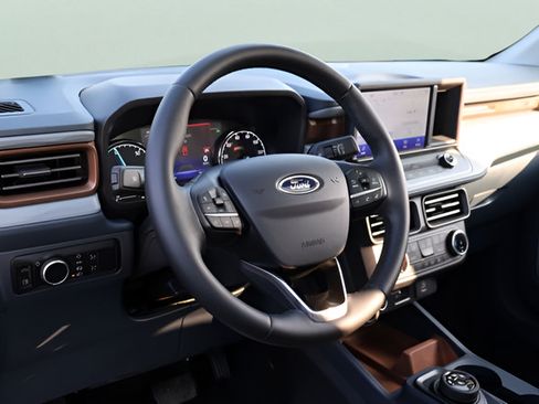 Used 2024 Ford Maverick Lariat FWD image 13