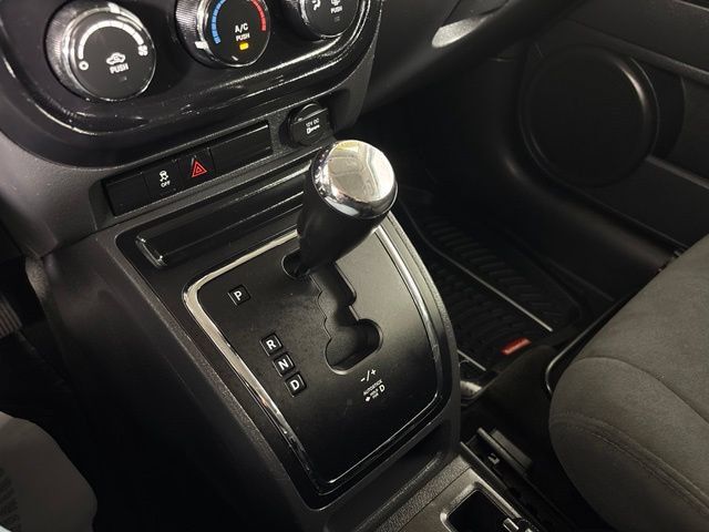 Used 2016 Jeep Patriot Sport w/ Power Value Group AWD/4WD image 24