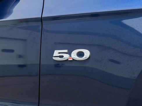 Used 2012 Ford Mustang GT Premium image 12