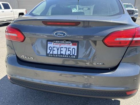 Used 2018 Ford Focus SEL FWD image 9