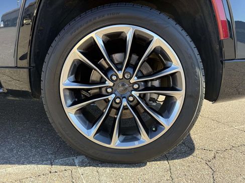 Used 2023 Jeep Wagoneer Series II w/ Convenience Group I image 11