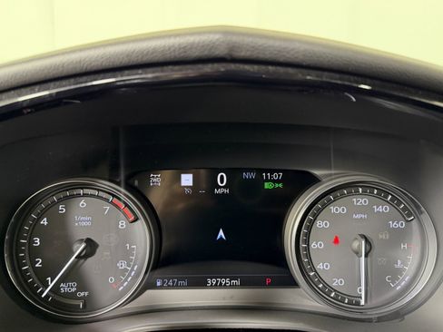 Used 2022 Cadillac XT5 Premium Luxury w/ Technology Package image 11