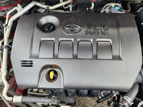 Used 2019 Toyota C-HR Limited image 29