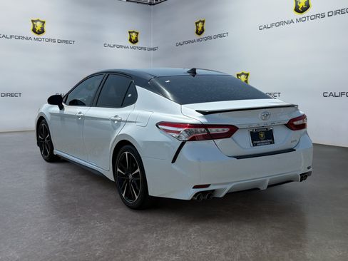 Used 2020 Toyota Camry XSE FWD image 3
