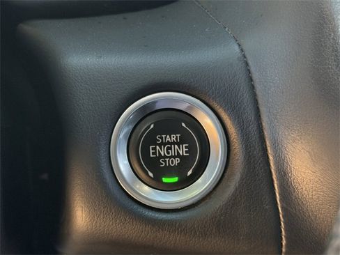 Certified 2021 GMC Yukon SLE image 22