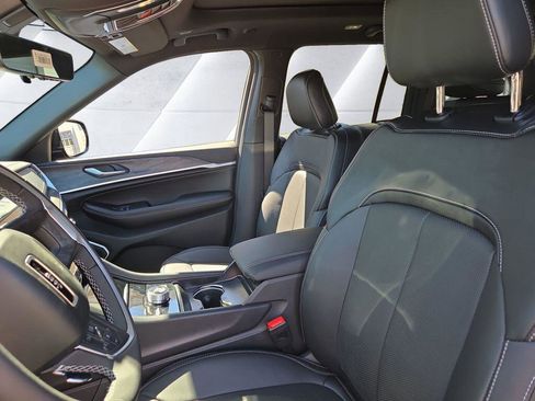 New 2026 Jeep Grand Cherokee Limited AWD/4WD image 7