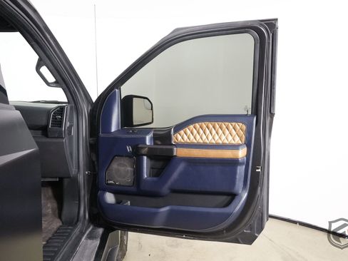 Used 2018 Ford F150 XLT w/ Equipment Group 302A Luxury image 27