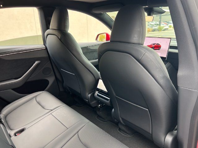 Used 2026 Tesla Model Y Long Range AWD/4WD image 39