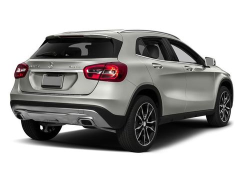 Used 2017 Mercedes-Benz GLA 250 4MATIC image 5