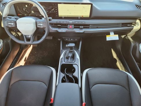 New 2025 Kia K4 GT-Line image 20