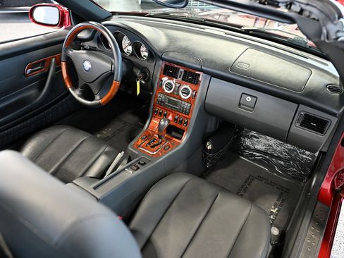 Used 2002 Mercedes-Benz SLK 320 w/ K4 Opt Pkg image 32