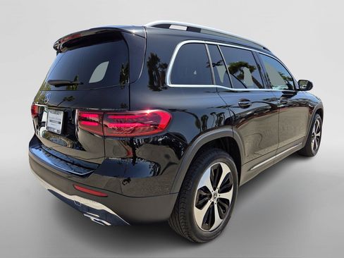 New 2026 Mercedes-Benz GLB 250 image 5