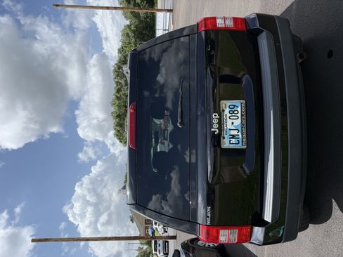 Used 2016 Jeep Patriot Sport w/ Power Value Group FWD image 4