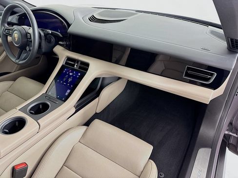 Certified 2025 Porsche Taycan RWD image 30
