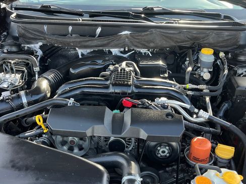 Used 2014 Subaru Legacy 2.5i w/ Alloy Wheel Package image 19