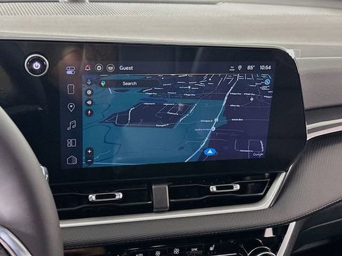 New 2026 Chevrolet Equinox LT w/ Convenience Package II image 13