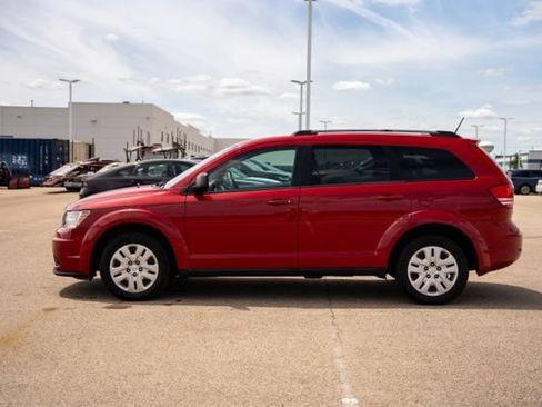 Used 2017 Dodge Journey SE FWD image 4